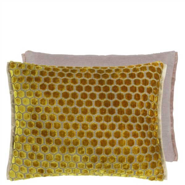 Jabot Velvet Cushion - Image 8
